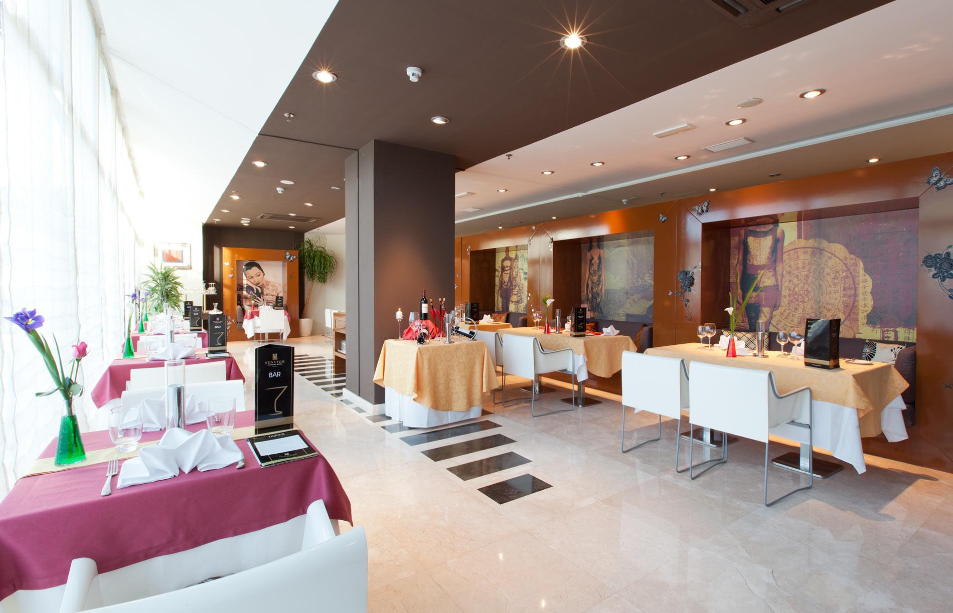 Senator Banus (Adults Only) Hotell Estepona Eksteriør bilde The lobby of the hotel